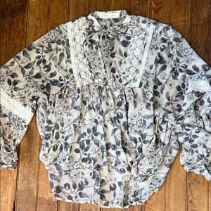 Women’s Bishop + Young Floral Lace cropped sheer V-neck boho flouncy top